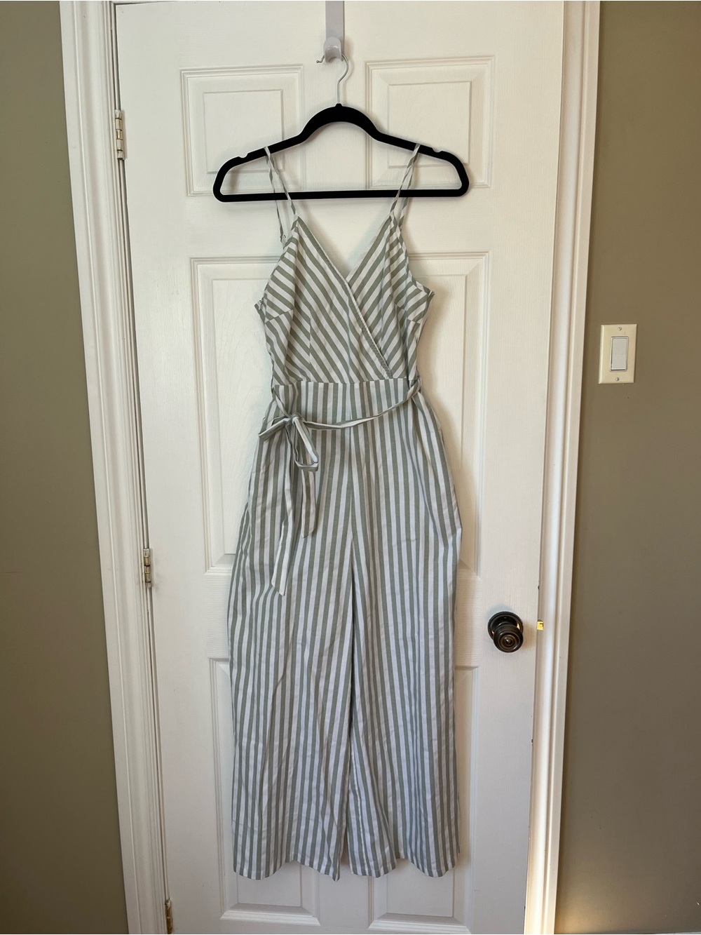 Wide leg jumpsuit